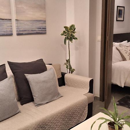 Domus City Apartment With Wonderful Balcony Thessaloníki Exteriör bild