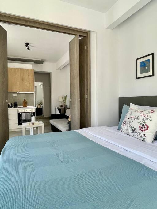Domus City Apartment With Wonderful Balcony Thessaloníki Exteriör bild